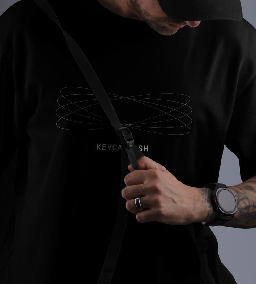 Keycard tshirt black minimal logo